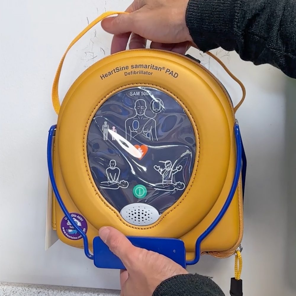 HeartSine Samaritan Steel Wire Wall Bracket